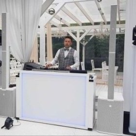 DJ na wesele Jacek Lubański - Częstochowa | Usługi Ciężkiego Dymu | Fontanny Iskier