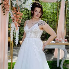Agnieszka Sinka – Makijaż ślubny, pakiety z fryzurą