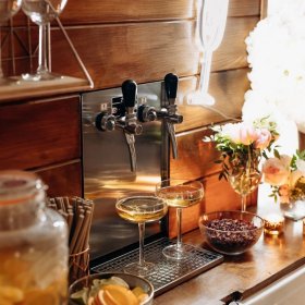 Frizzante Van – mobilny bar, który zachwyci Twoich gości