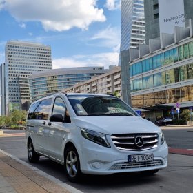 Wynajem autokarów Warszawa - zarezerwujautokar.pl